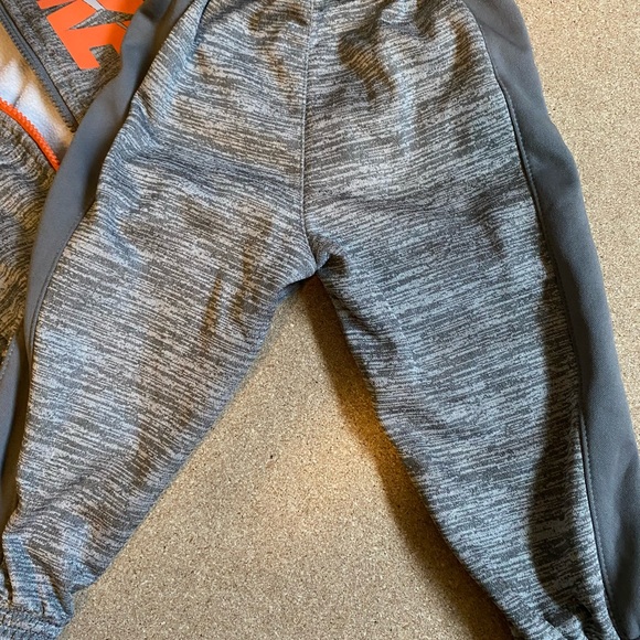 Size 18 month Nike dri fit set - Picture 3 of 6